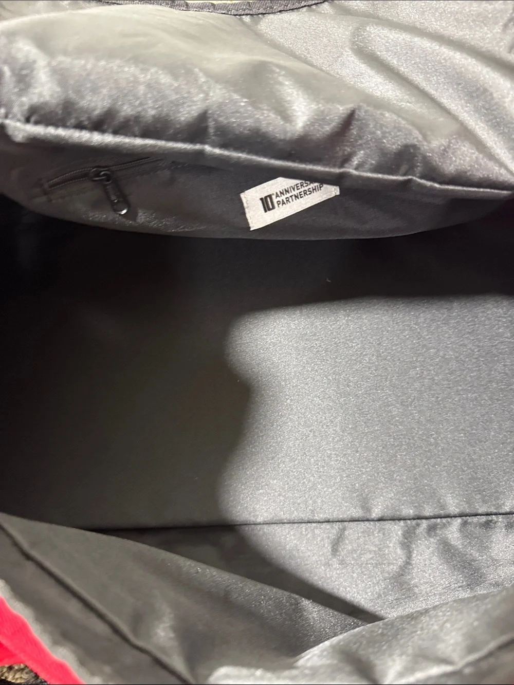 Puma x Ferrari mens red 10 anniversary lightweight travel duffel bag EUC